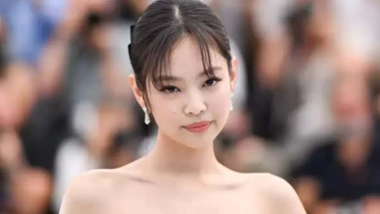 BLACKPINK’s Jennie Talks 'Apartment 404' Teamwork And Reuniting With Yoo Jae Suk