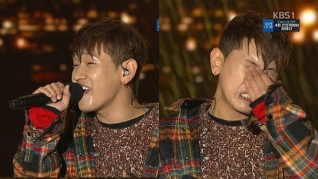 Netizens dub Crush's rain-soaked snapshot as the new viral sensation