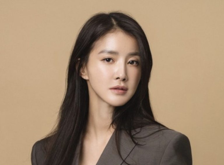 South Korean Actress Lee Si-young Welcomes Her Second Child