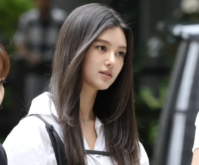 Danielle Sparks Speculation of New Idol Group Amid THE BLACK LABEL Connections