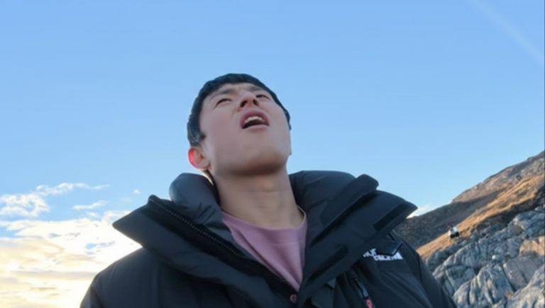 Extreme 84 Crew Faces Arctic Challenges and Reveals Surprising Personal Stories at Russell Glacier