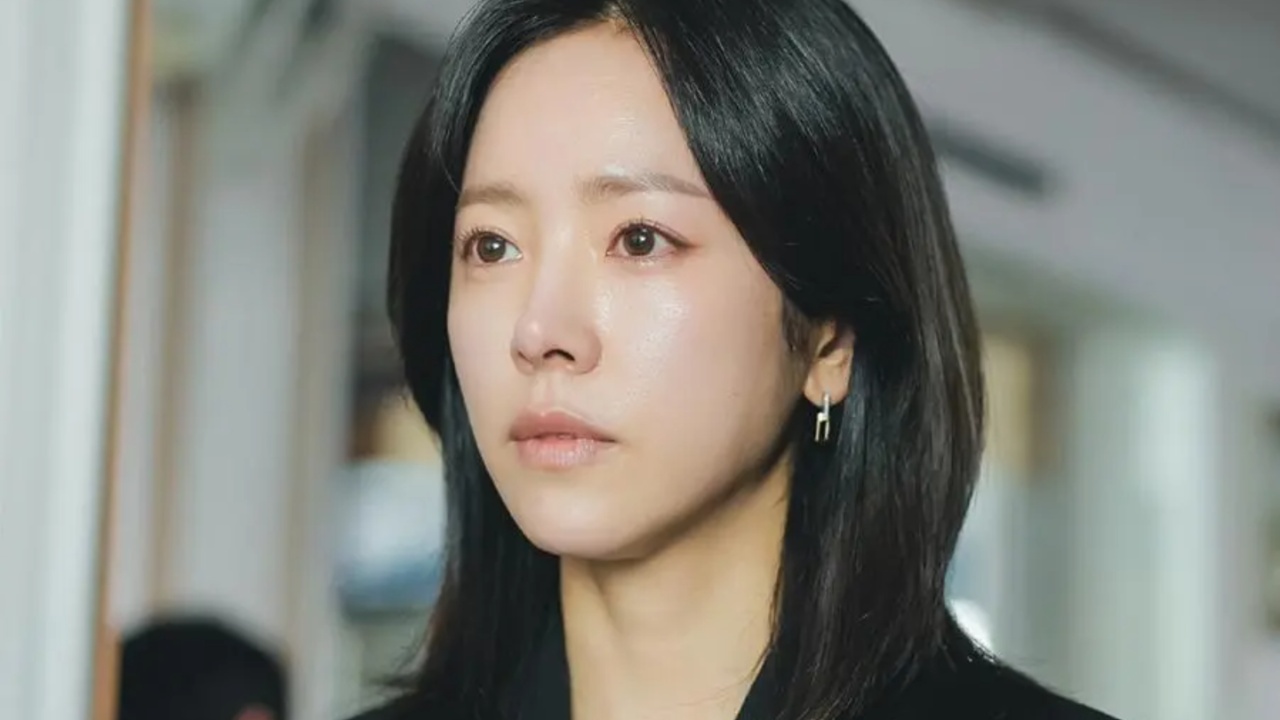 Han Ji Min Embraces Balance, Trust, and Mindfulness in 2026 New Year Feature