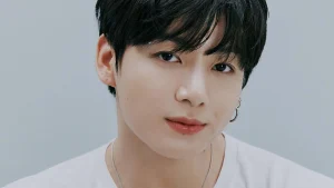 Jungkook’s Dreamy Romance Ideals and Playful Personality Continue Fascinating Fans