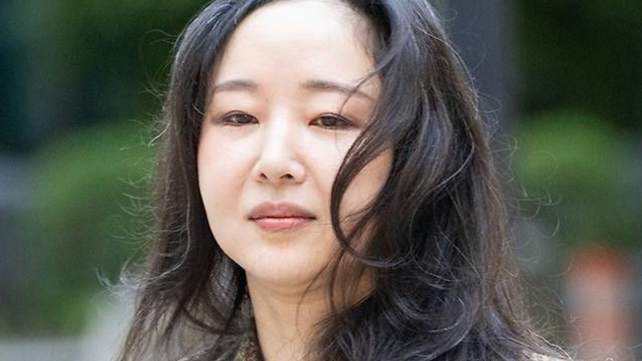 Legendary K-Pop Producer Lee Soo Man Returns, Sparking Rivalry With Min Hee Jin