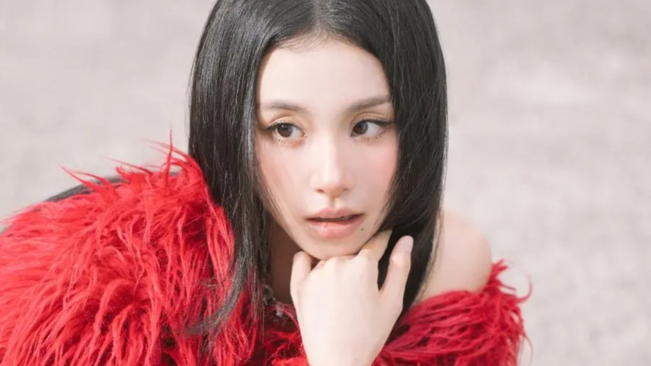 TWICE Fans Alarmed by Chaeyoung “Departure” Misunderstanding, Health Remains Priority