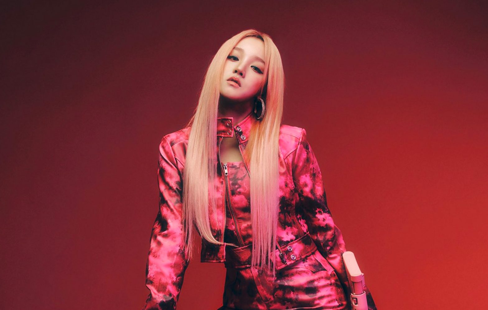 Yuqi of i-dle Takes Temporary Hiatus After Head Injury During Bangkok Concert