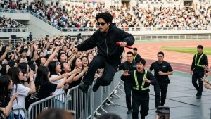 BTS V Surprises Fans With Barrier Jump During Goyang Soundcheck Performance