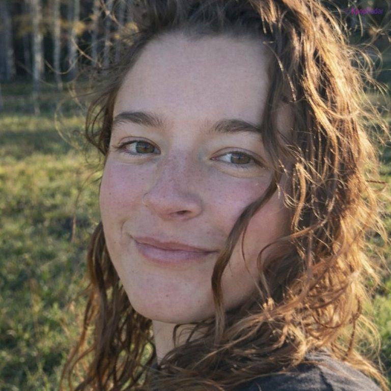 Emma Brooks
