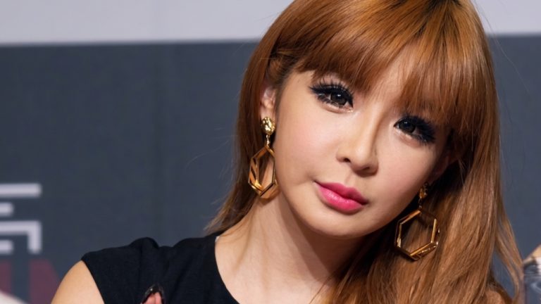Park Bom Shares Emotional Letter On 2NE1, Praises Members And Addresses Controversy