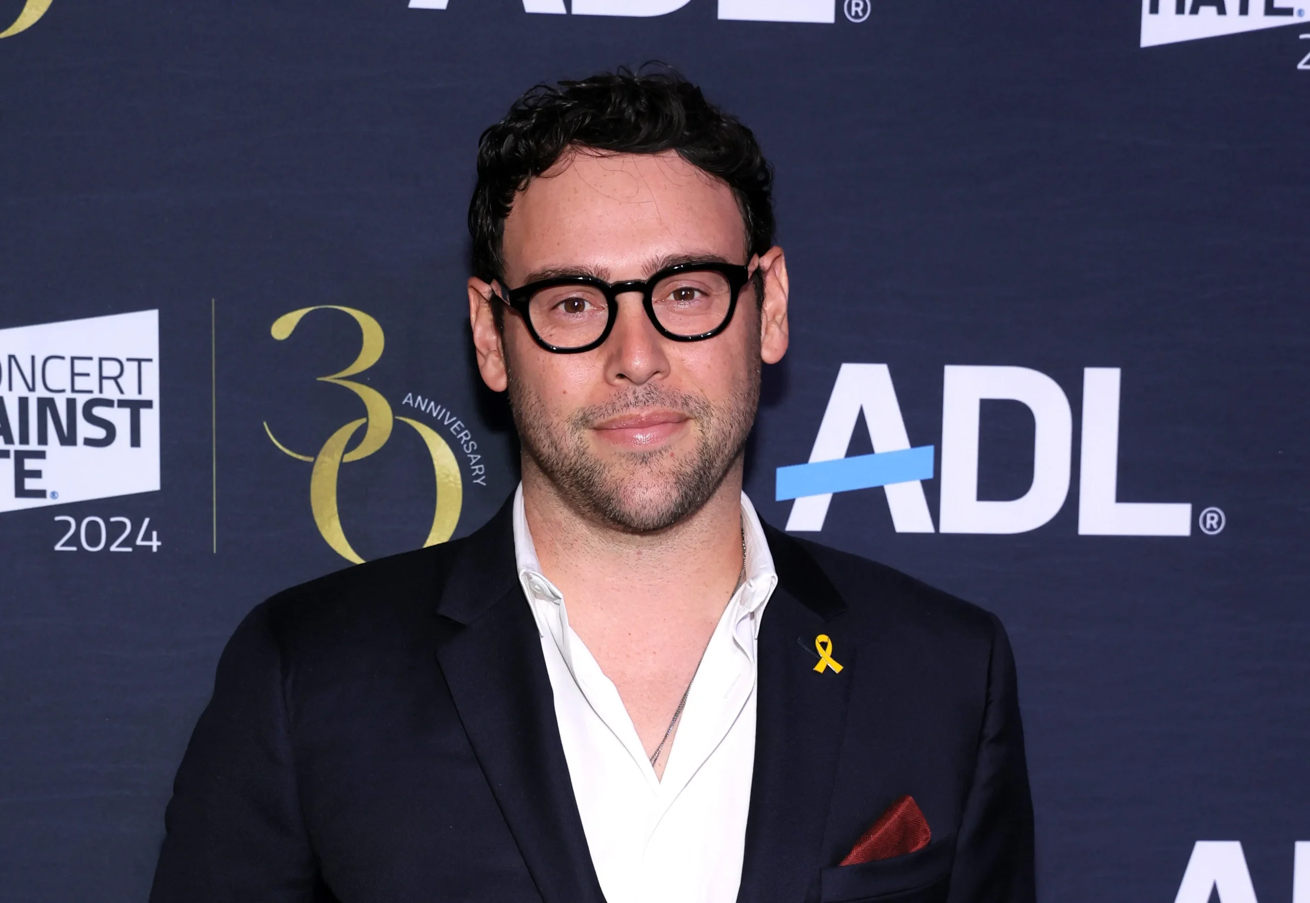 Scooter Braun Fully Exits HYBE After Selling All Shares, Marking End of His Role in Company’s Global Expansion